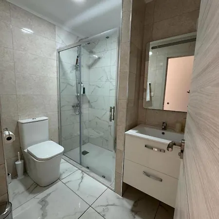 Luxury 3 Bedroom 20m From Apartman Torrevieja