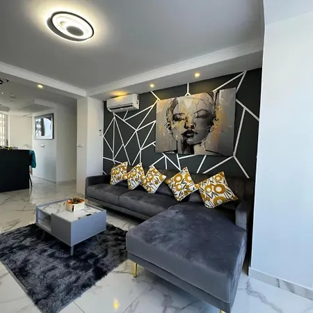 Luxury 3 Bedroom 20m From Torrevieja